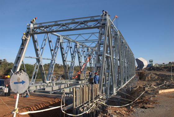 Prefabricated Steel Warren Iron Truss Bridge