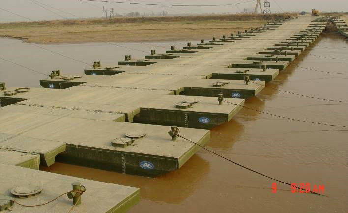 Reusable Floating Pontoon Bridge Army Pontoon Bridge With Heavy Loading Capacity